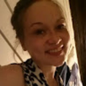 Meet your Posher, Corinne